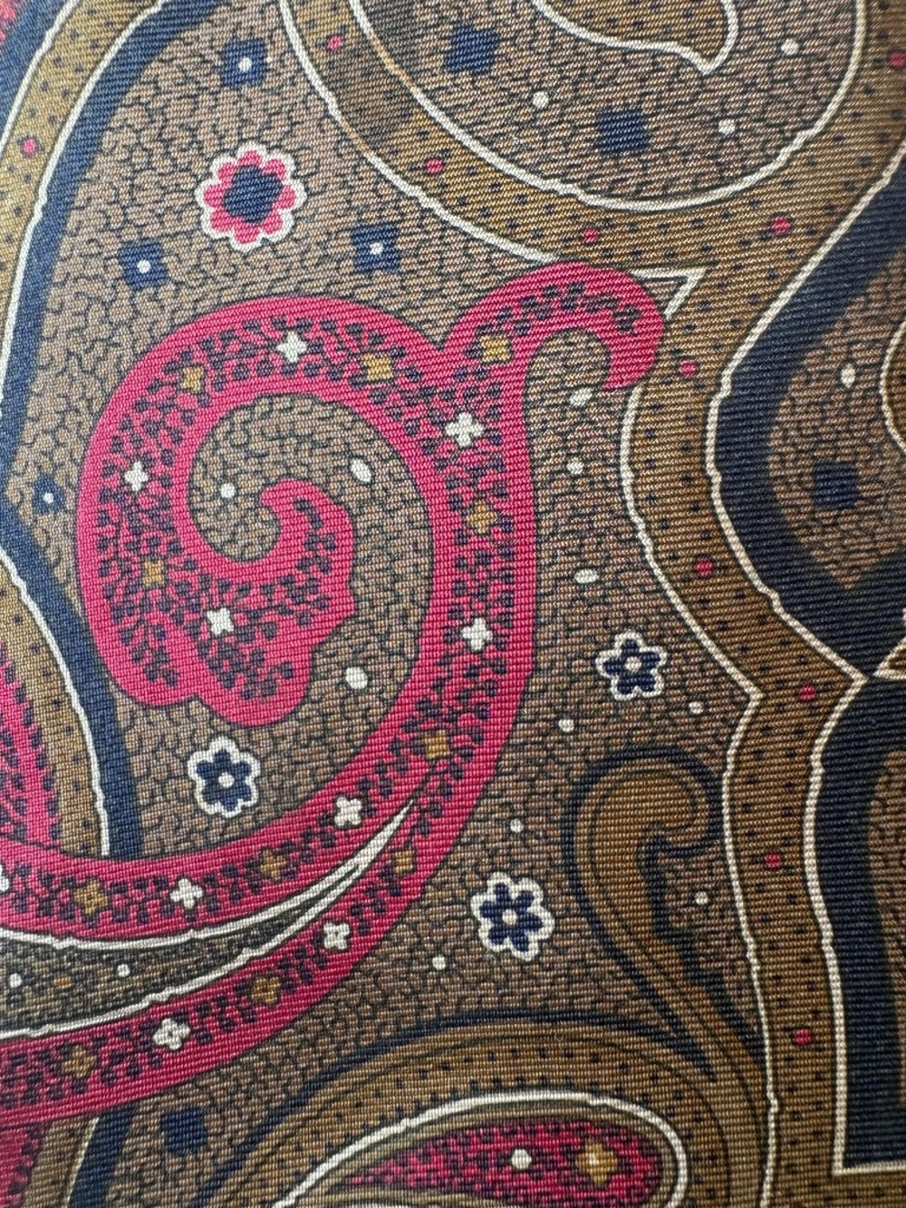 Vintage Sheaf & Caber Silk Paisley Tie 3.75” Wide Traditional Earthy tones
